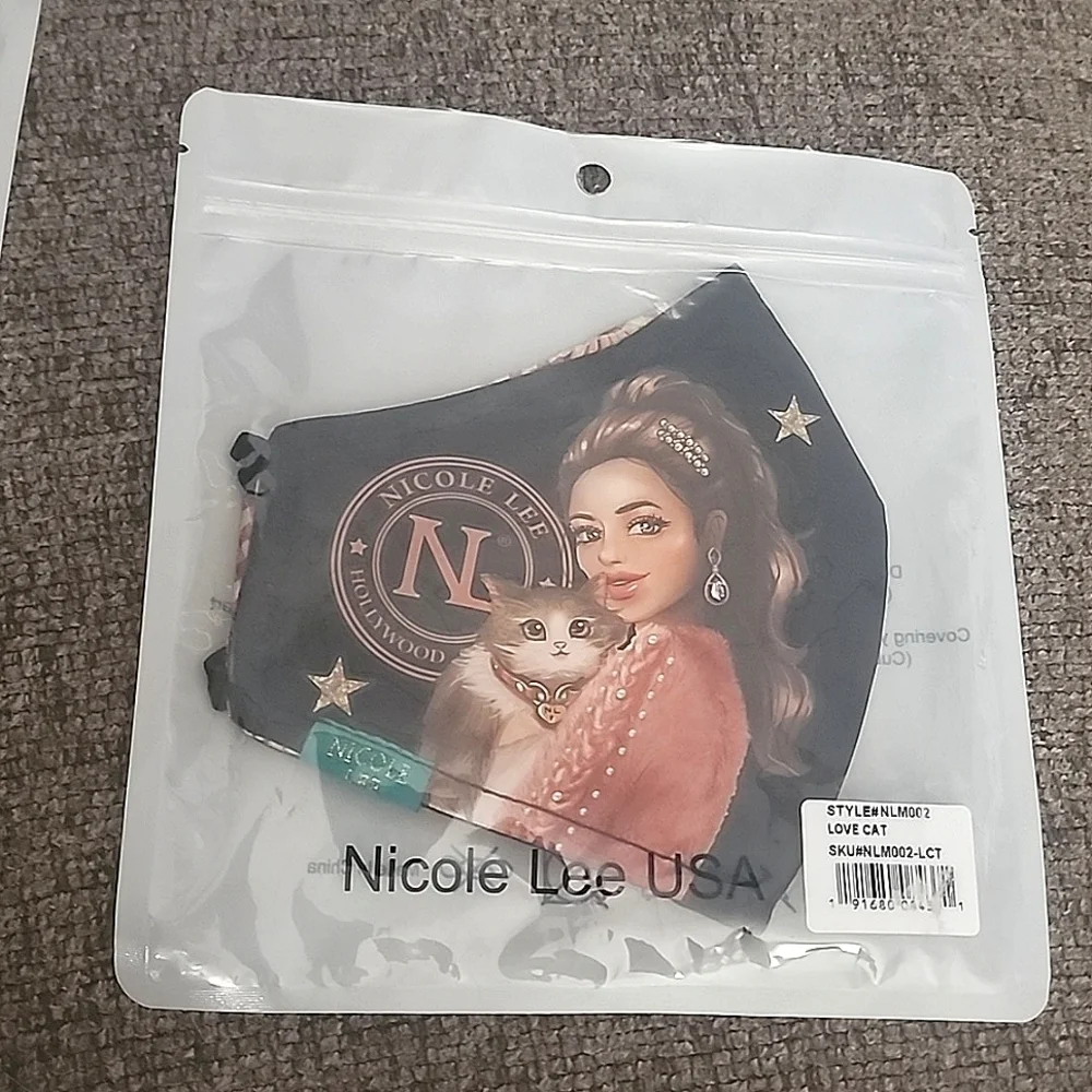 Nicole Lee Face Mask Love Cat New in Package